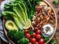 Low carb vegetables and healthy fats